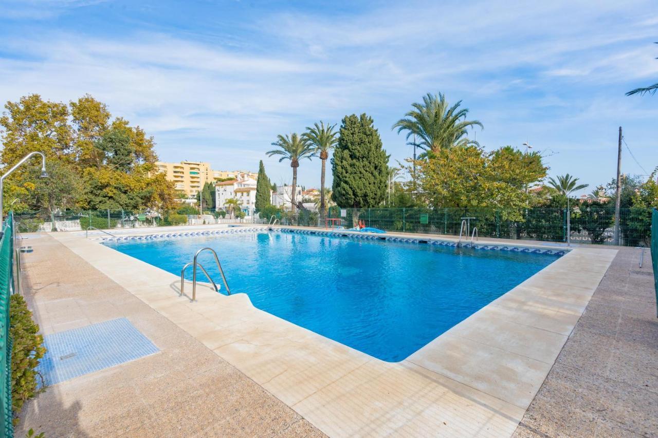 HOLIDAY RENTALS PISCINA, PLAYA PARKING a 5 min caminando del PUERTO DE BENALMADENA Benalmádena Exterior foto