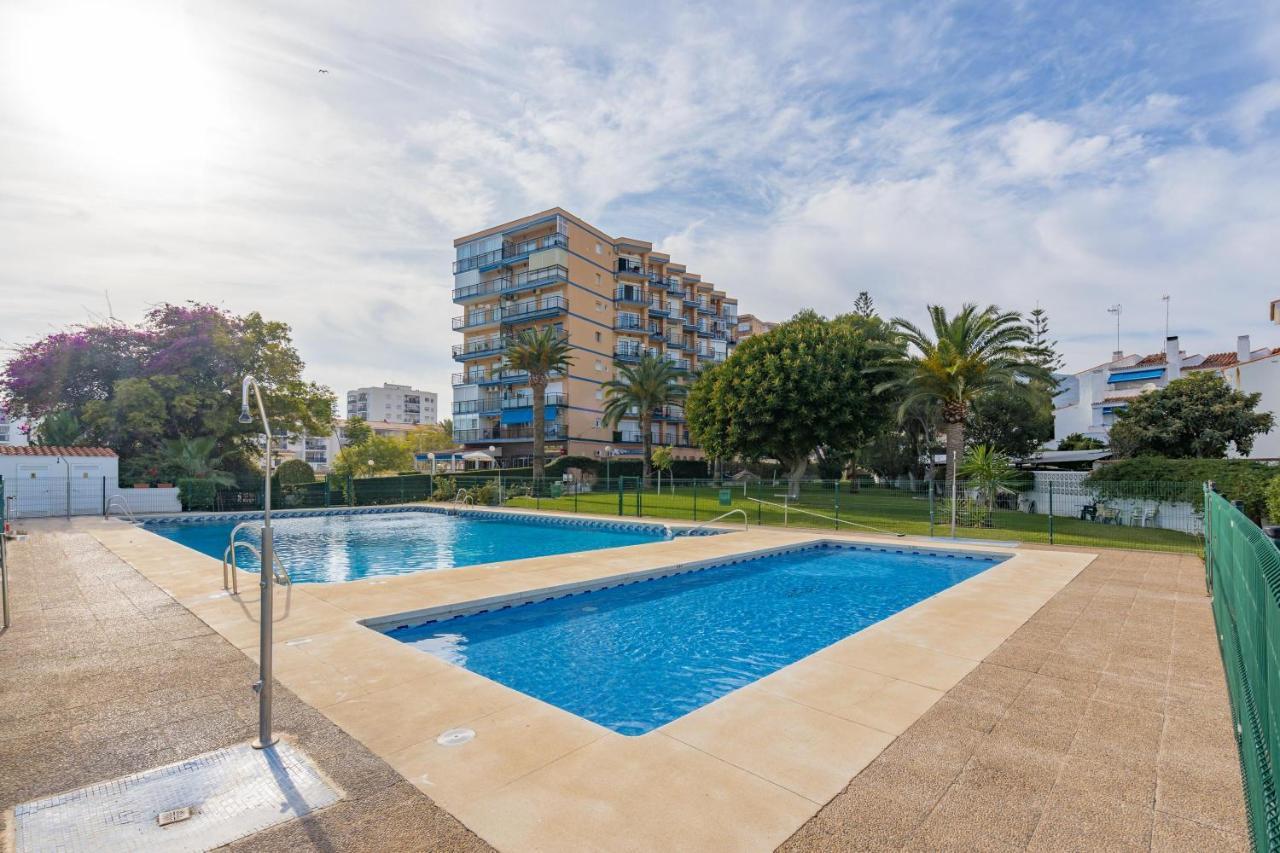HOLIDAY RENTALS PISCINA, PLAYA PARKING a 5 min caminando del PUERTO DE BENALMADENA Benalmádena Exterior foto